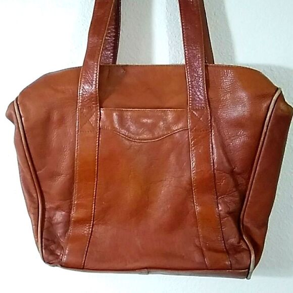 Genuine Leather Made In Colombia S.A Unisex Bag - Picture 2 of 16